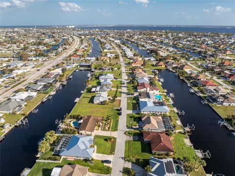 A home in PORT CHARLOTTE