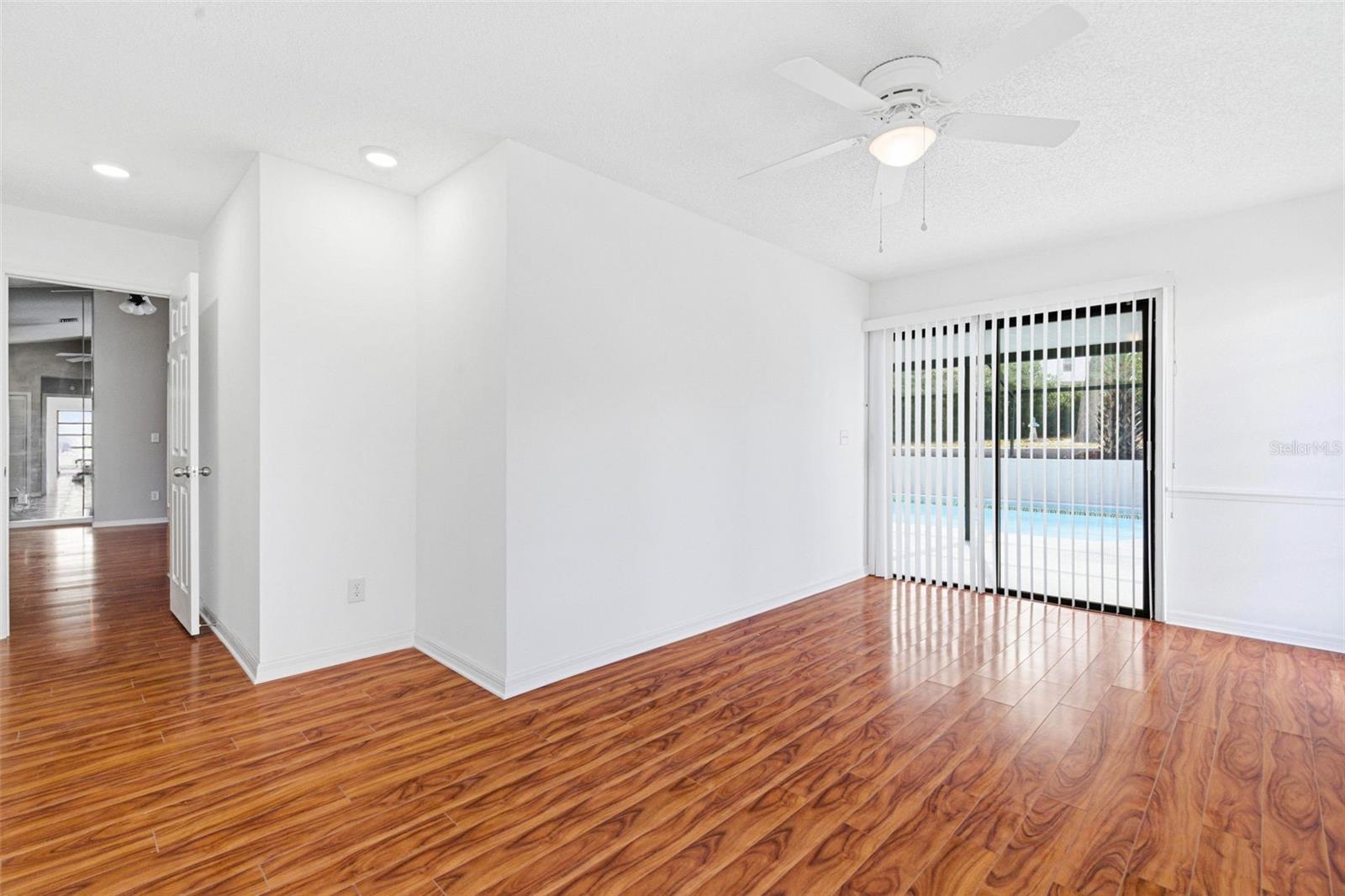 SPRING HILL - Residential