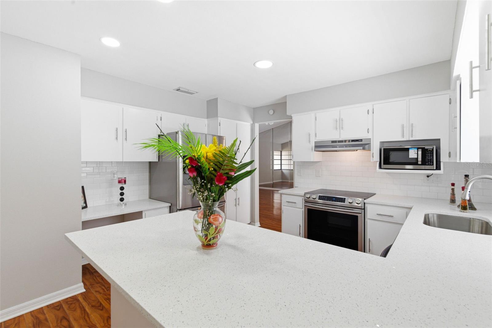 SPRING HILL - Residential