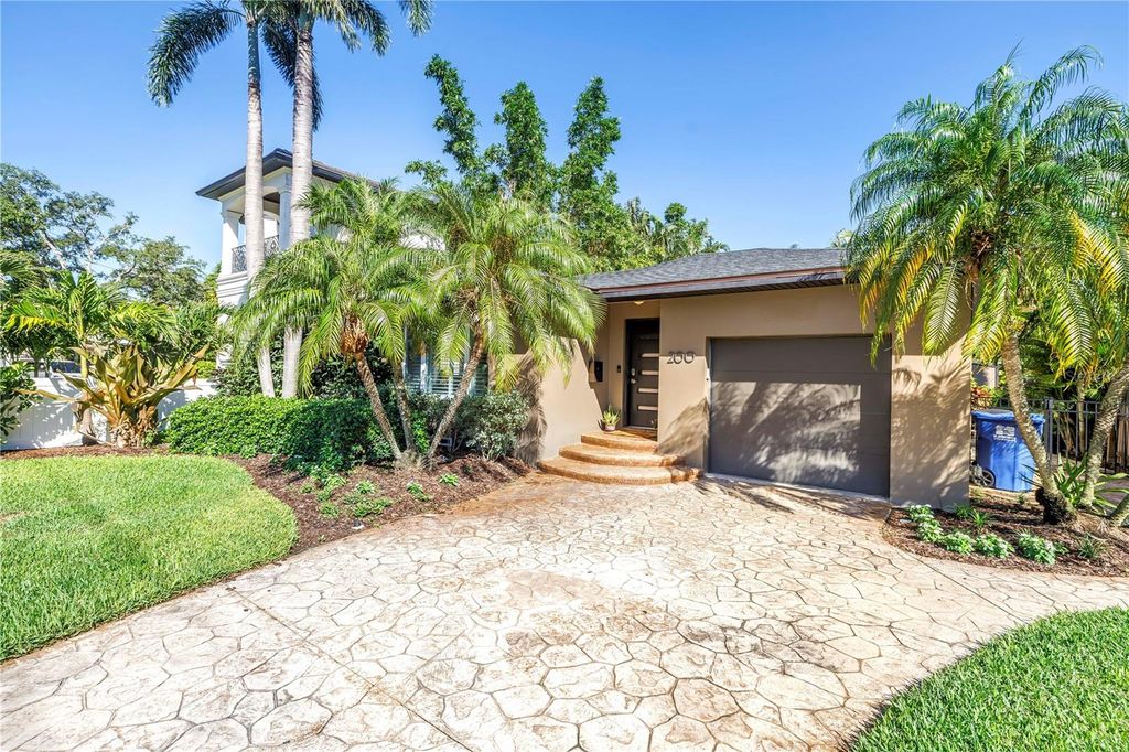 Photo of 200 Lamara Way NE, St Petersburg, FL 33704 (MLS # TB8396115)