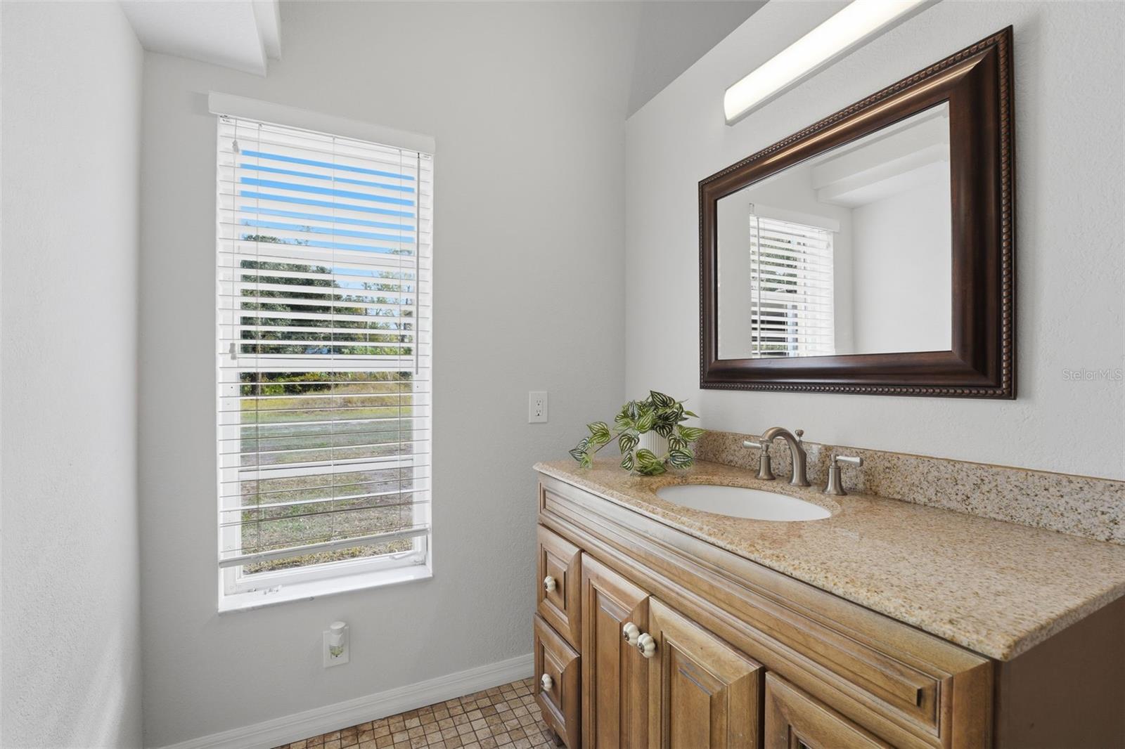 HORSE CRK ACRES - Residential