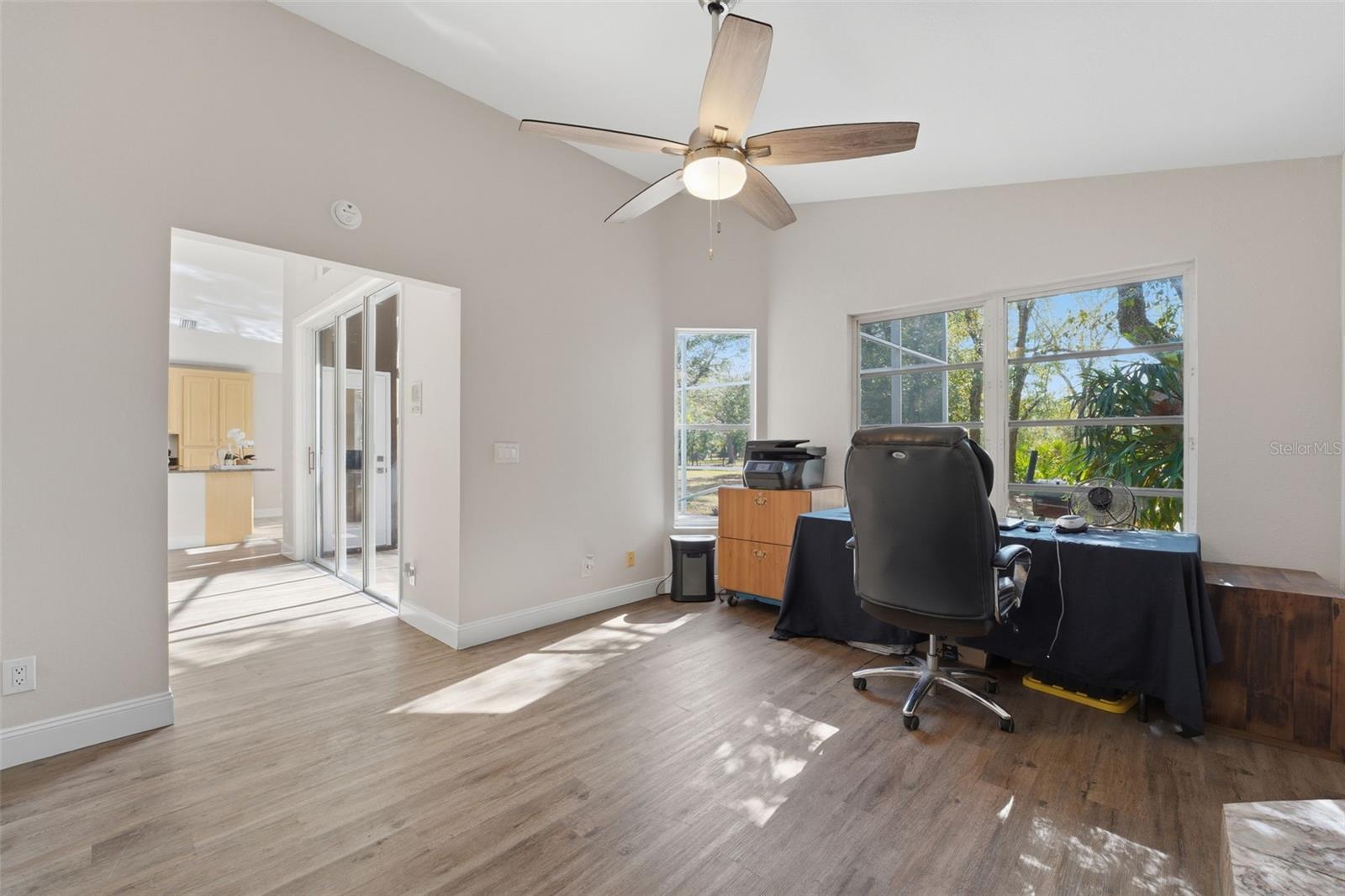 HORSE CRK ACRES - Residential