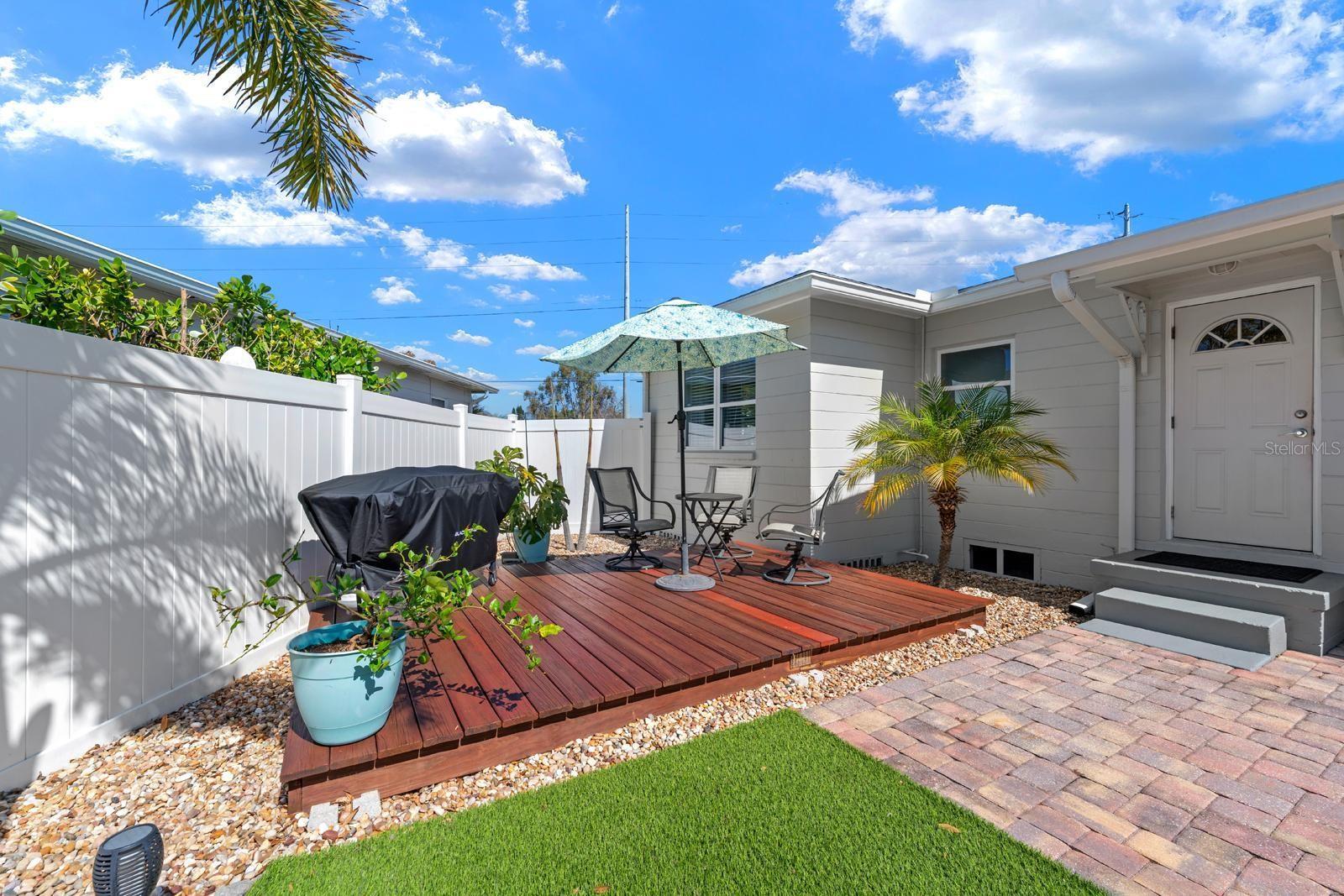 SIRMONS ESTATES - Residential