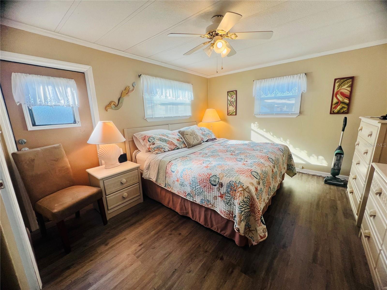 VENETIAN ESTATES - Residential