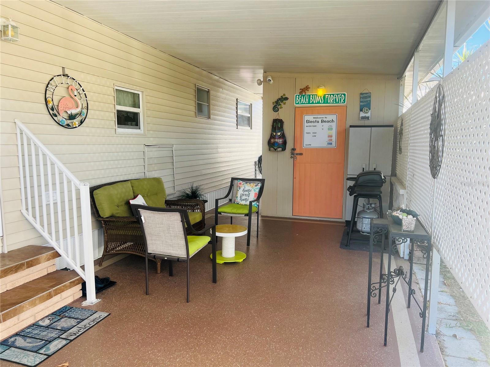 VENETIAN ESTATES - Residential