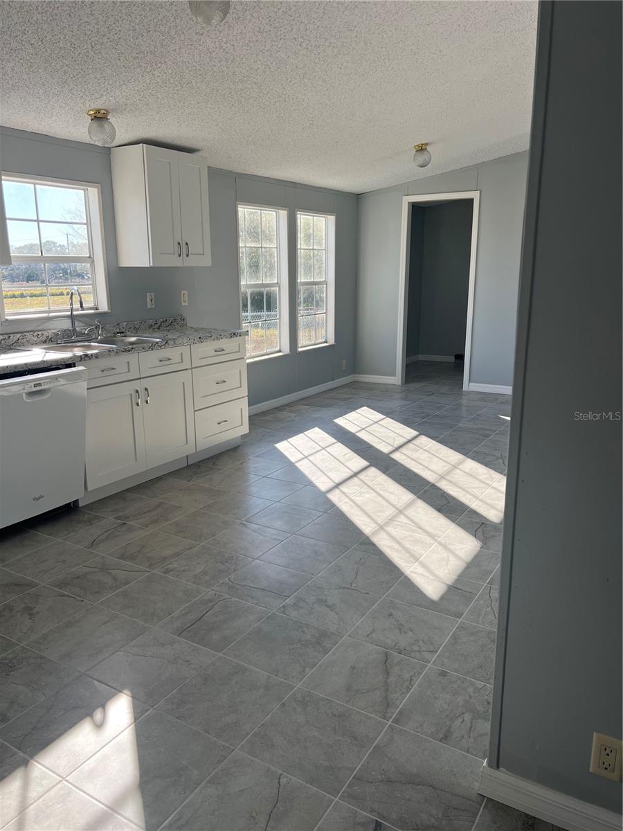 HILL N DALE THE VILLAGE - Residential