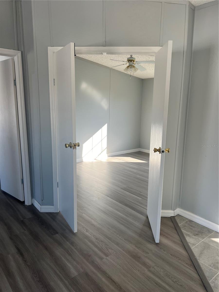 HILL N DALE THE VILLAGE - Residential