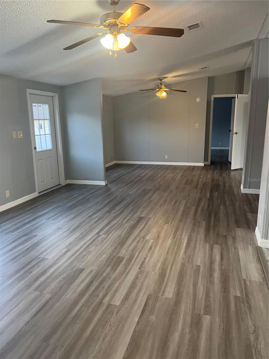 HILL N DALE THE VILLAGE - Residential