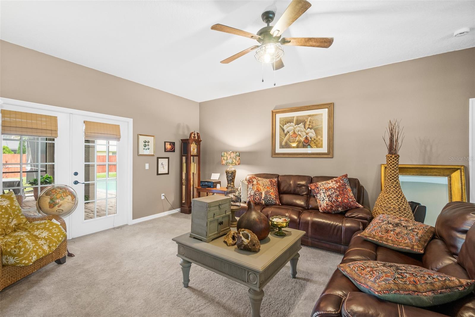 CYPRESS KNOLL - Residential