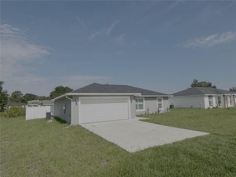 Photo of 3722 SW 149th Terrace, Ocala, FL 34481 (MLS # OM728348)