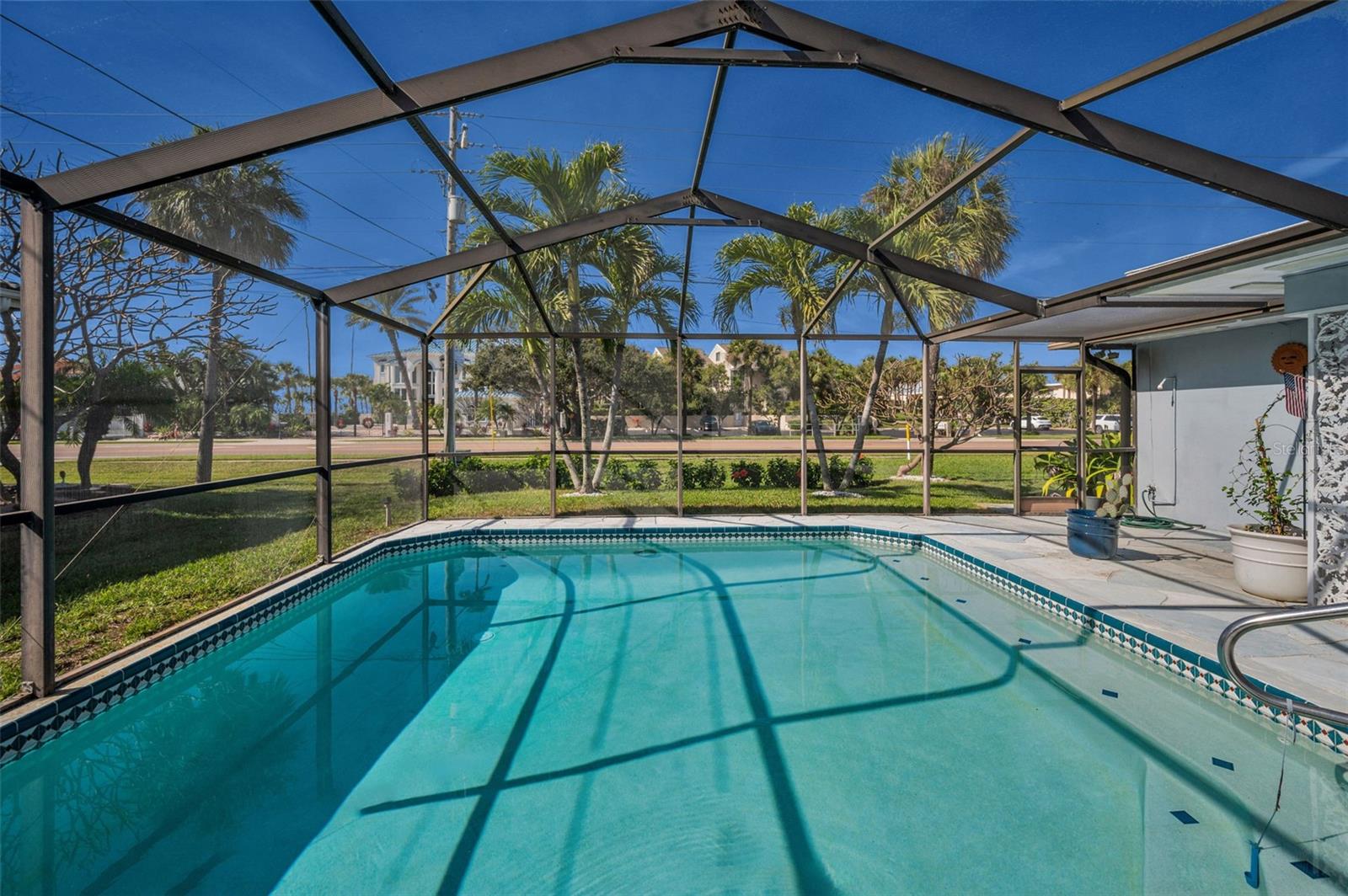 BELLEVUE ESTATES 1ST ADD - Residential