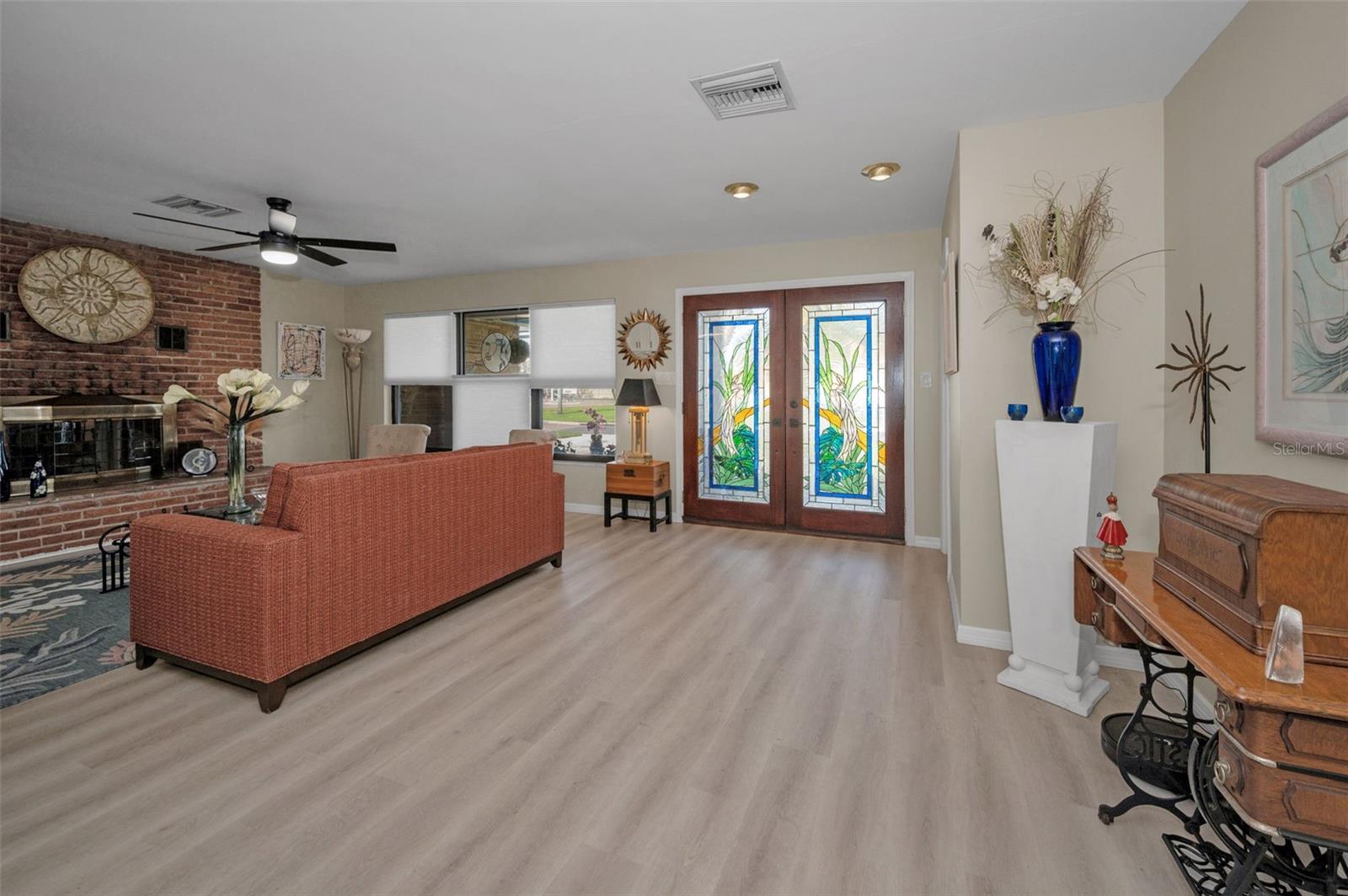 BELLEVUE ESTATES 1ST ADD - Residential