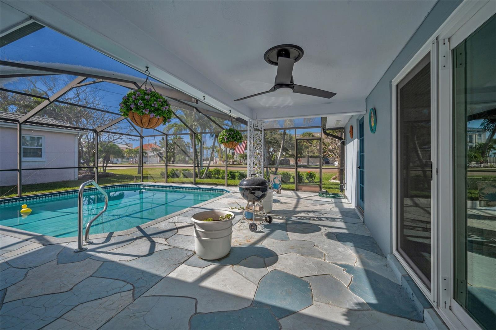 BELLEVUE ESTATES 1ST ADD - Residential