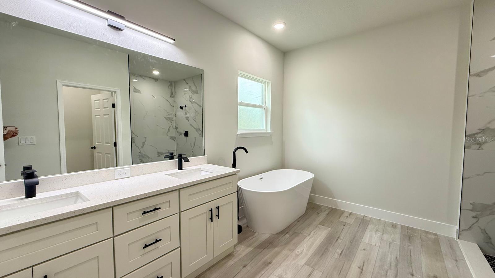 MARION OAKS UN THREE - Residential