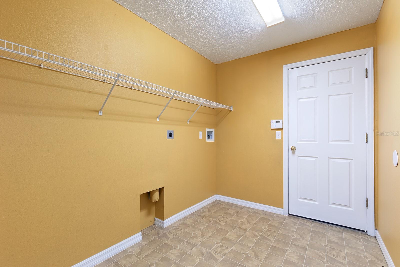 DELTONA LAKES UNIT 36 - Residential