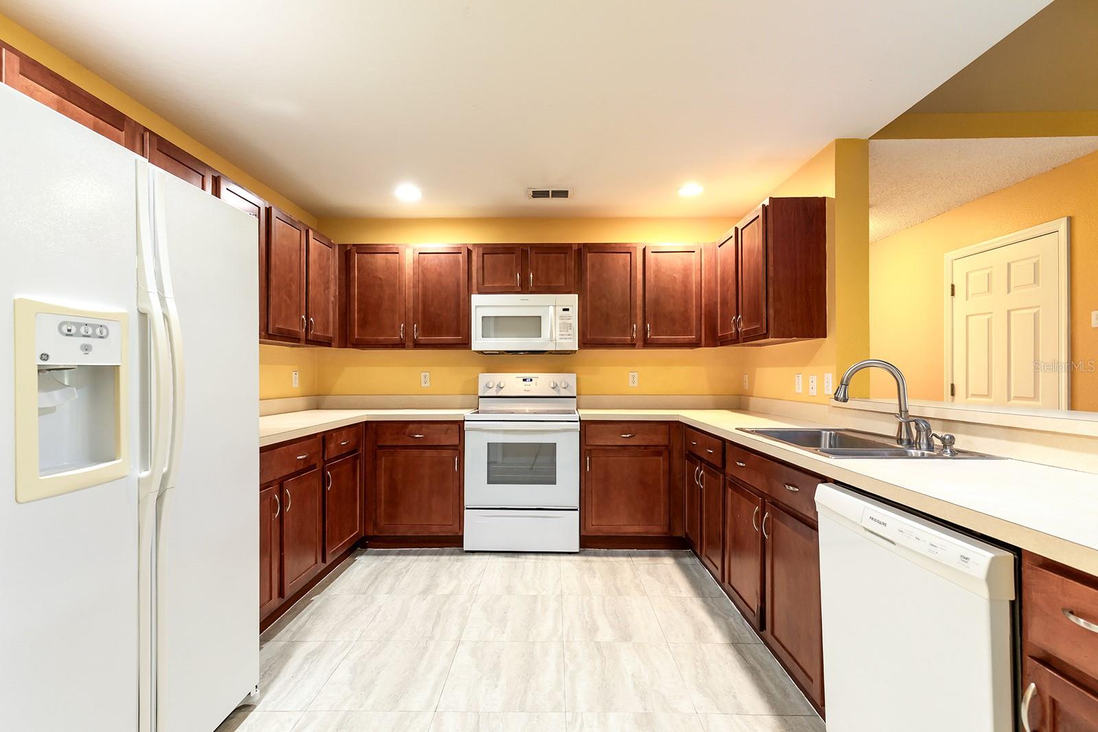 DELTONA LAKES UNIT 36 - Residential