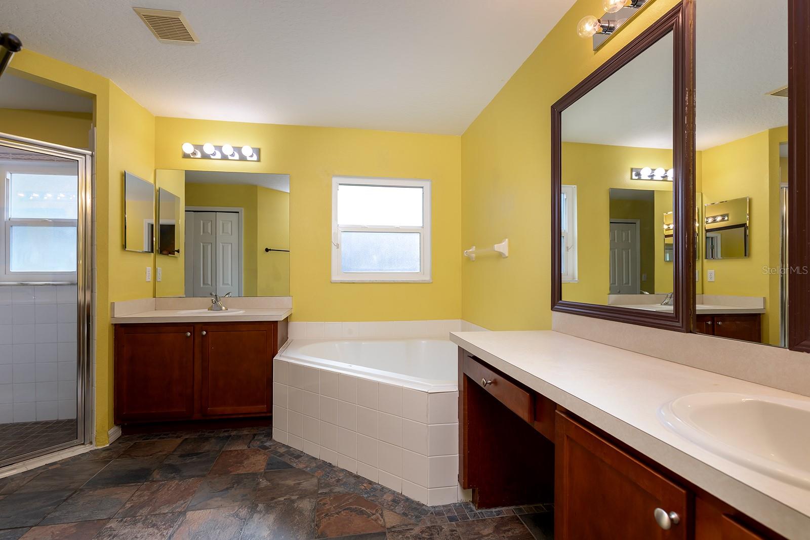 DELTONA LAKES UNIT 36 - Residential