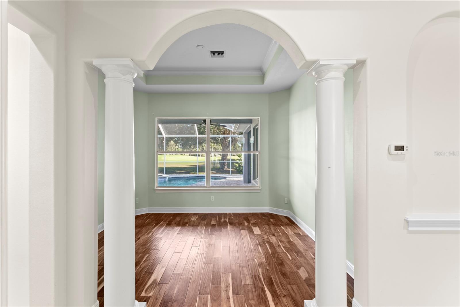 PASADENA GREENS - Residential