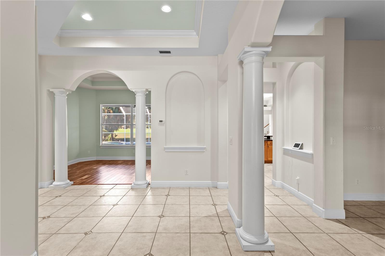 PASADENA GREENS - Residential