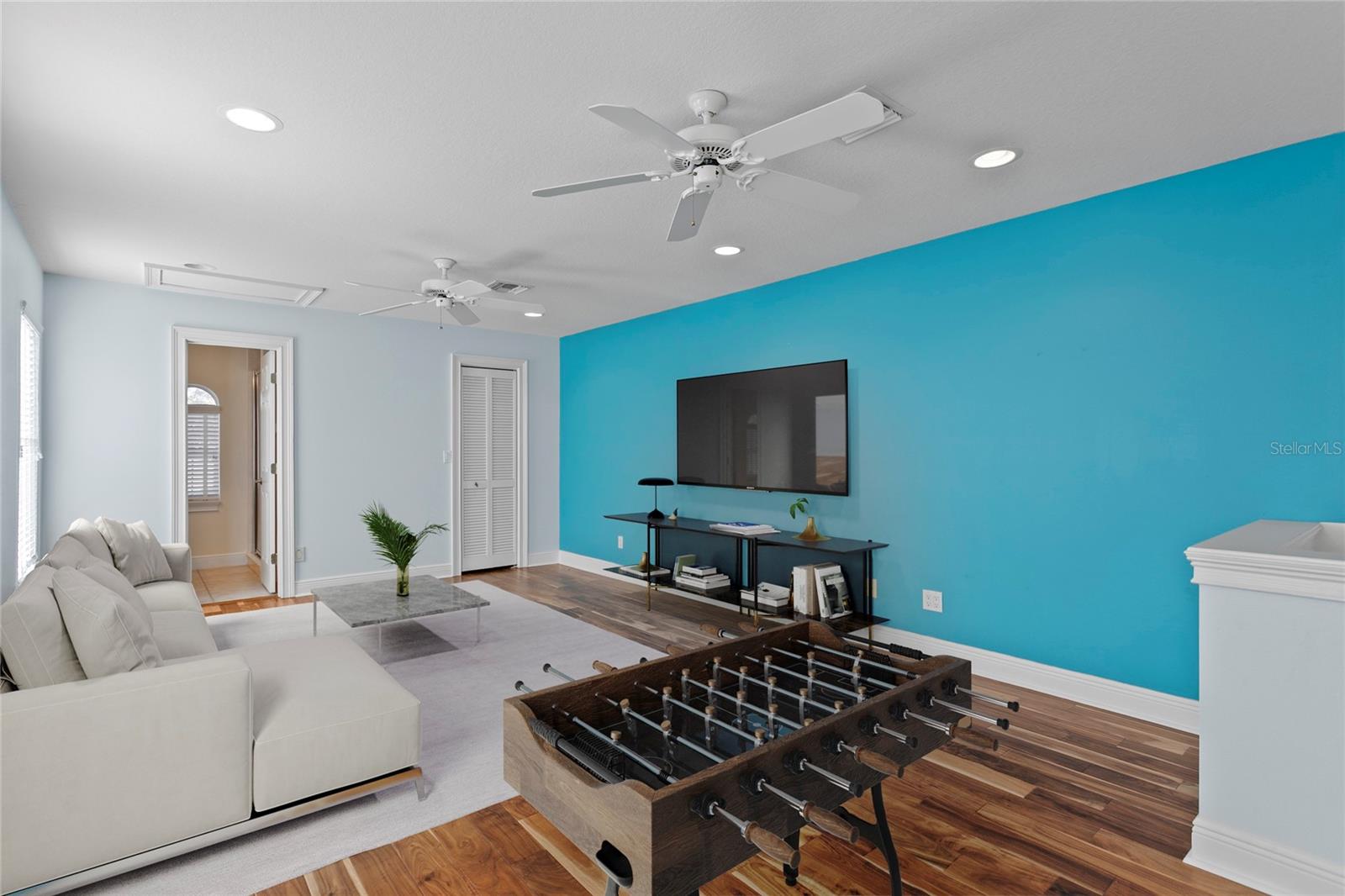 PASADENA GREENS - Residential