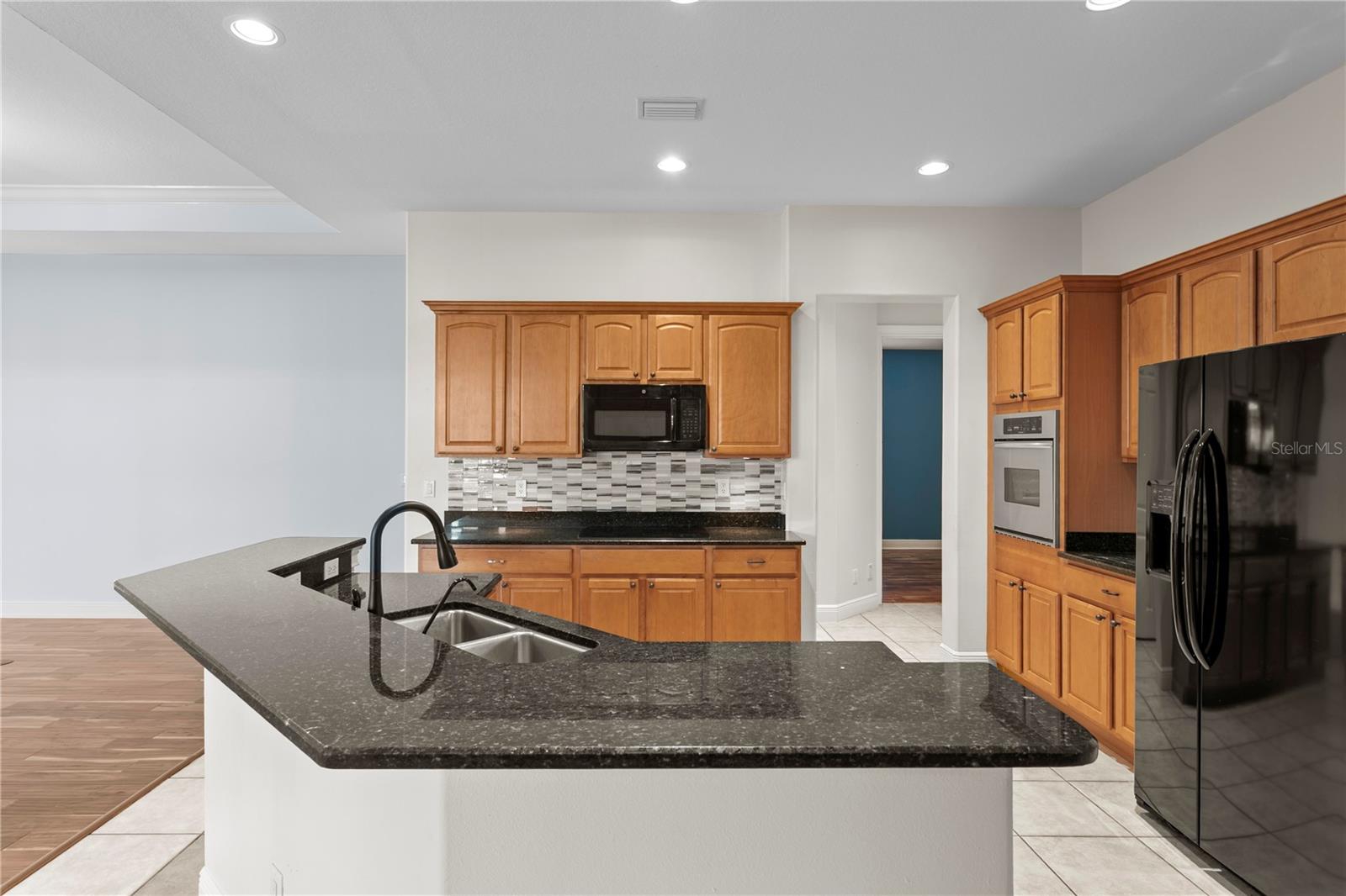 PASADENA GREENS - Residential