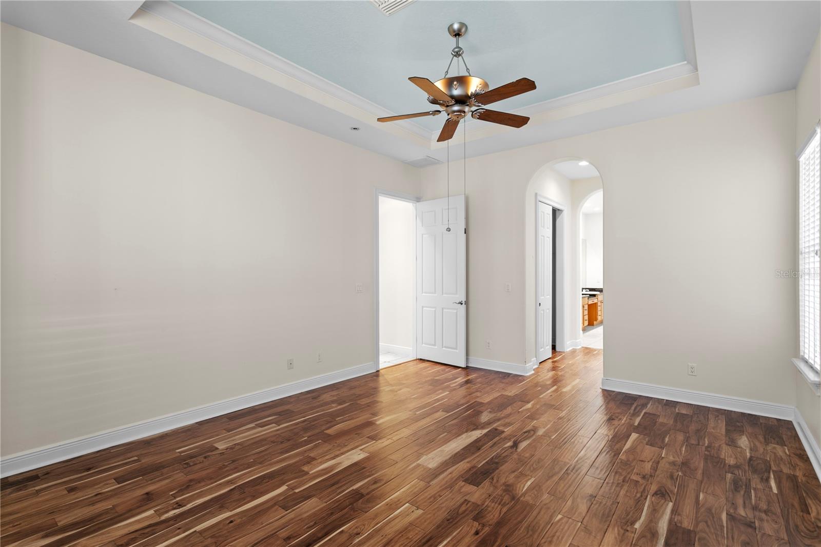 PASADENA GREENS - Residential