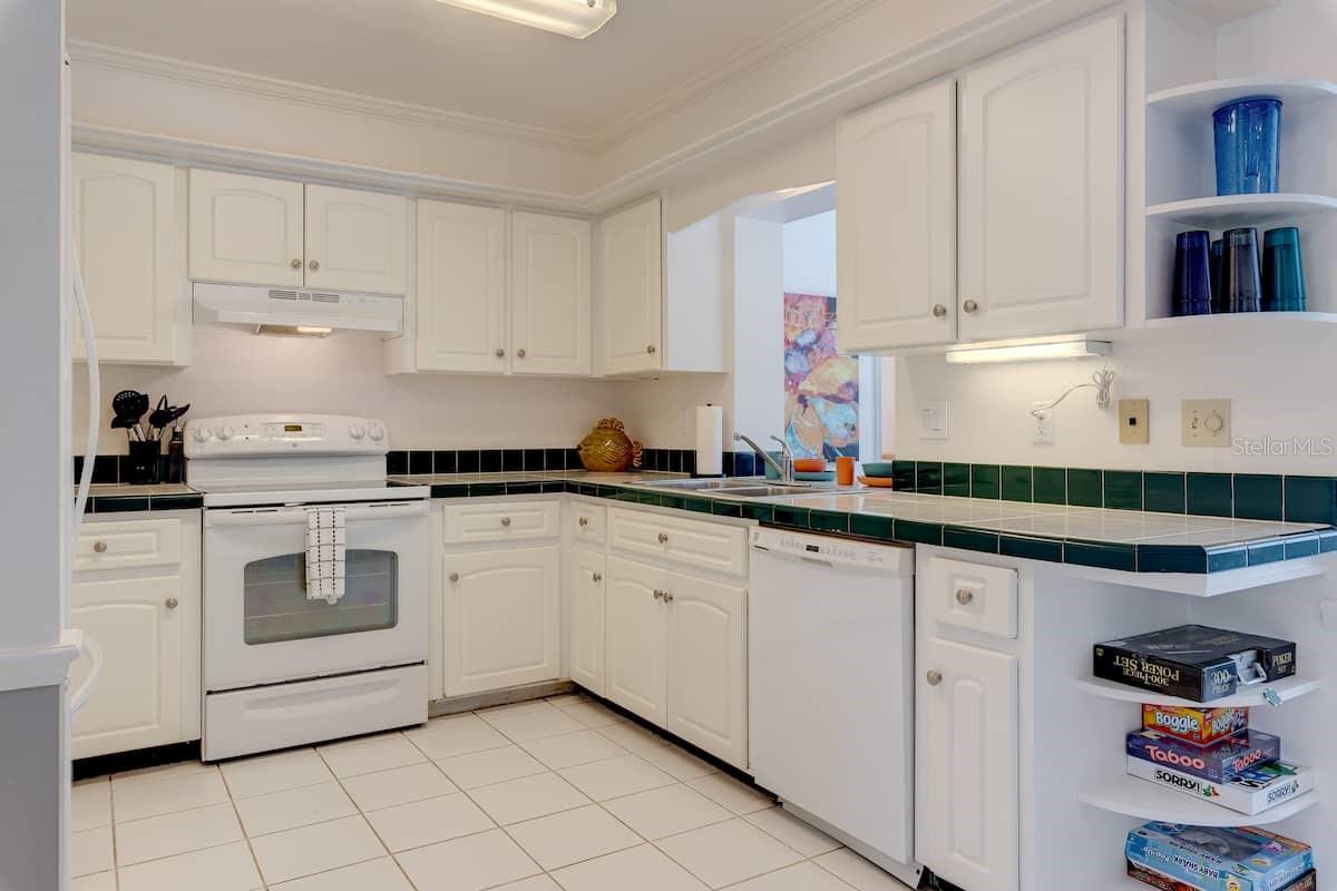 ROTONDA WEST OAKLAND HILLS - Residential