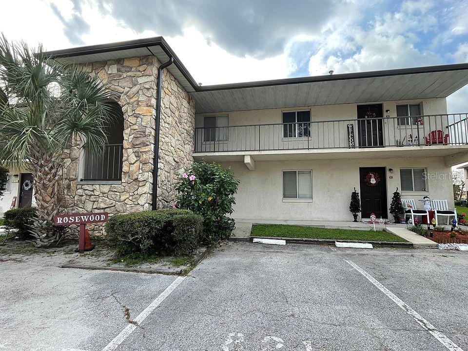 ROSEWOOD MANOR-FIRST AMD - Residential