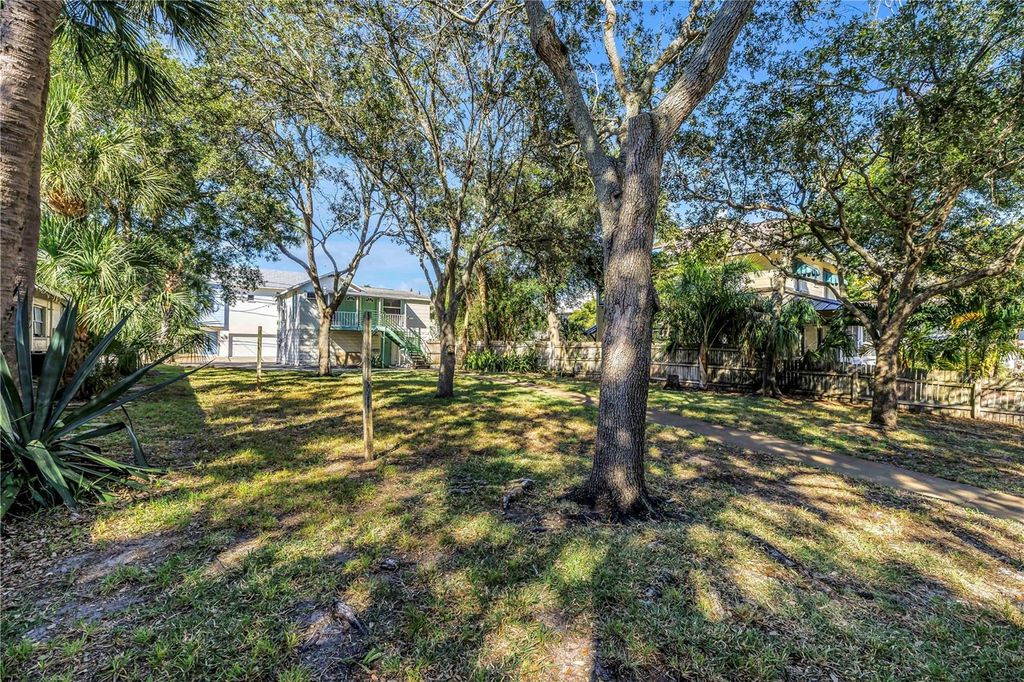 Photo of 127 6th Avenue N, St Petersburg, FL 33701 (MLS # TB8437740)