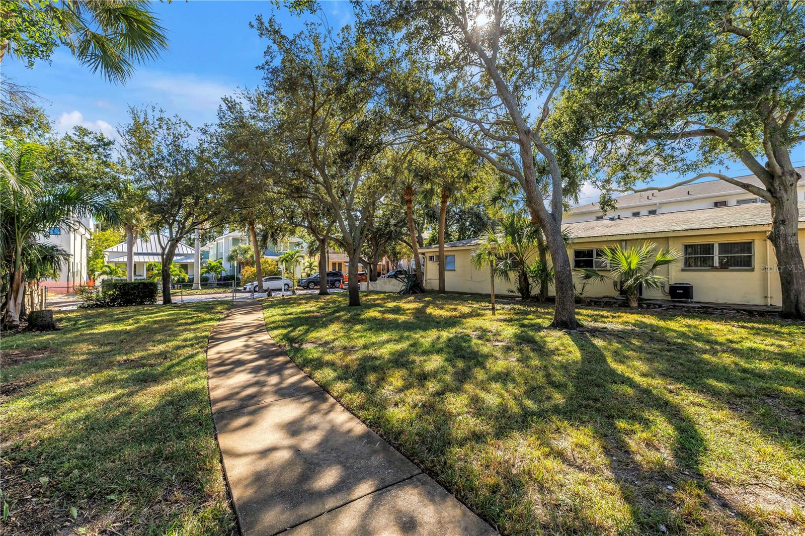 KINYONS H H ADD - Land