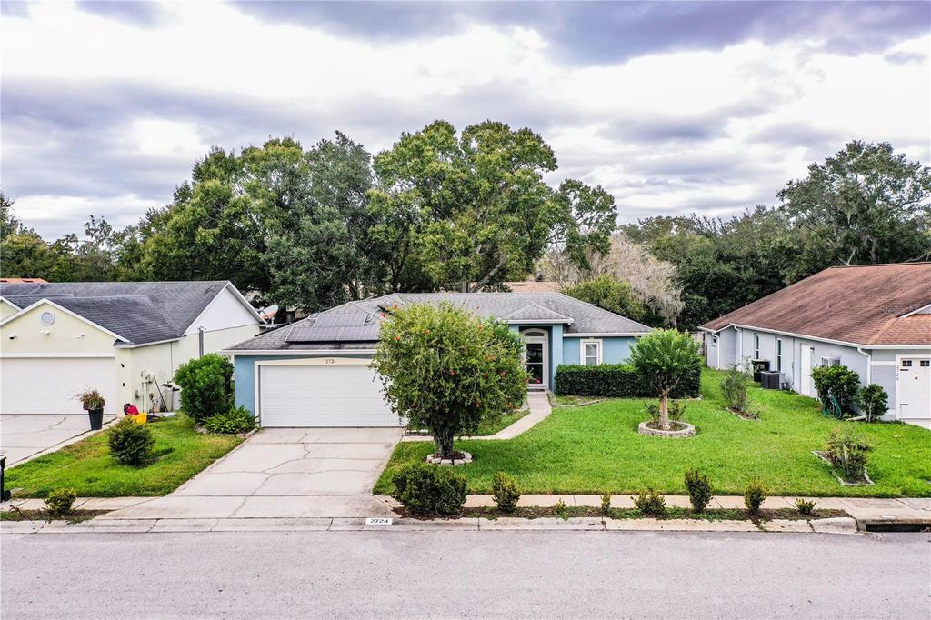 Photo of 2724 Sundance Place, Mulberry, FL 33860 (MLS # L4957059)