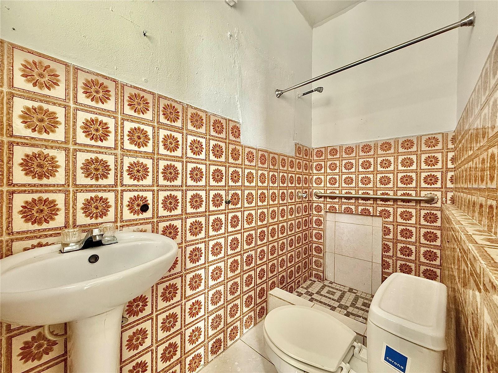 BO. PUEBLO - Residential Income