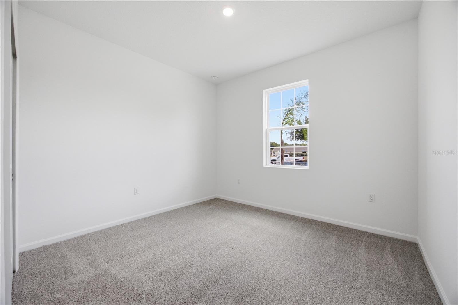 6209 SANDERS GROVE CIRCLE