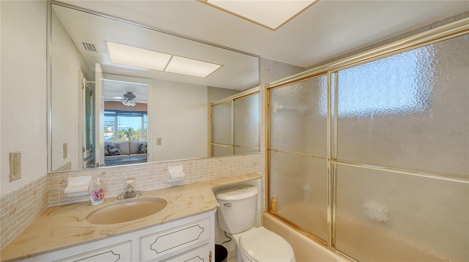 BEACH HARBOR CLUB - Residential
