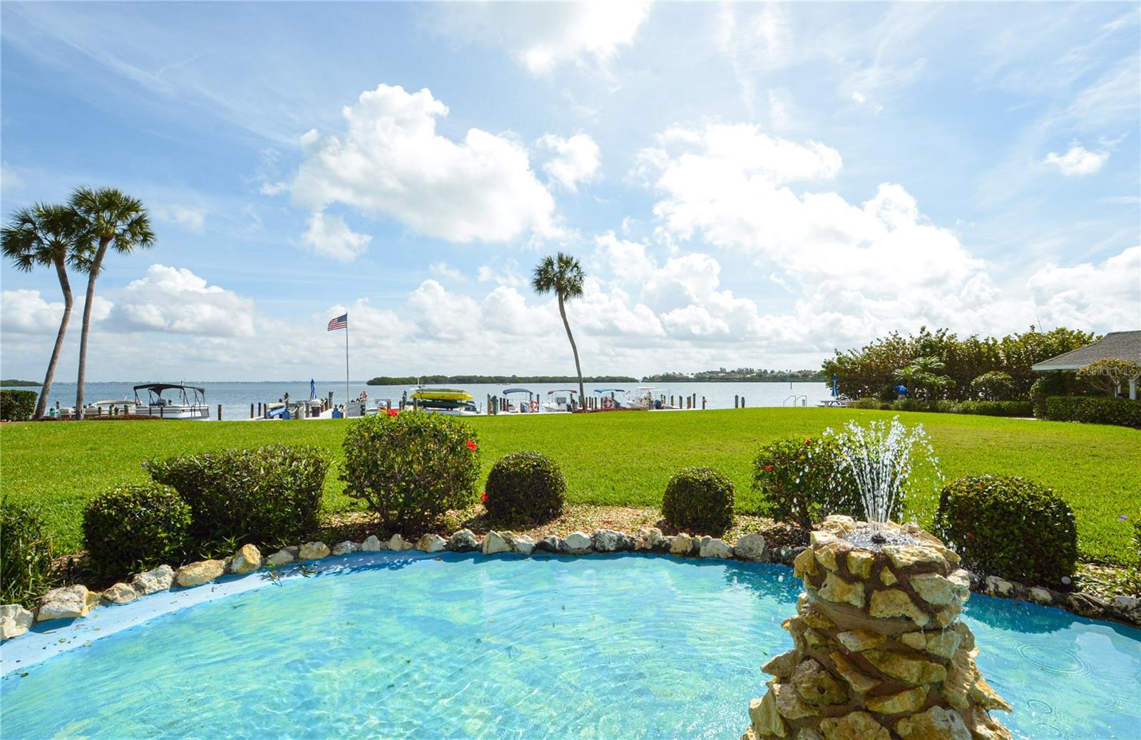 BEACH HARBOR CLUB - Residential