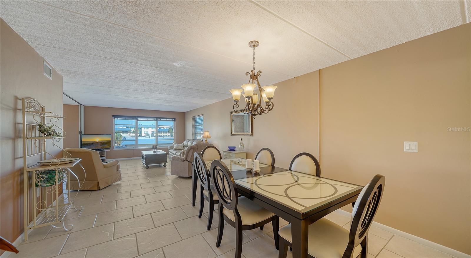 BEACH HARBOR CLUB - Residential
