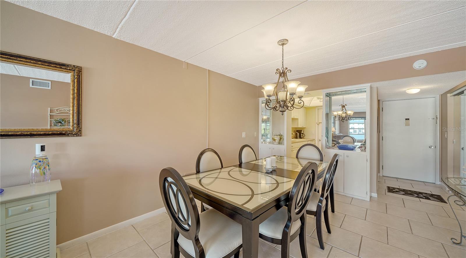 BEACH HARBOR CLUB - Residential