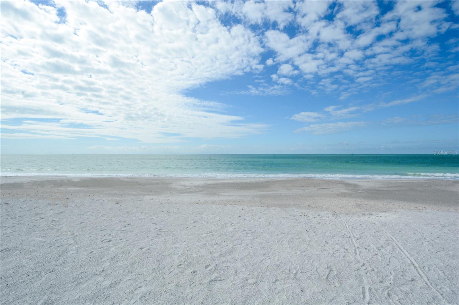BEACH HARBOR CLUB - Residential