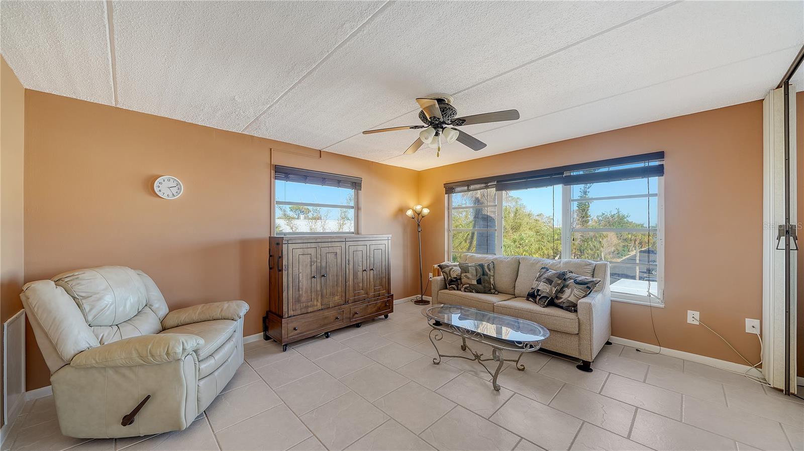 BEACH HARBOR CLUB - Residential
