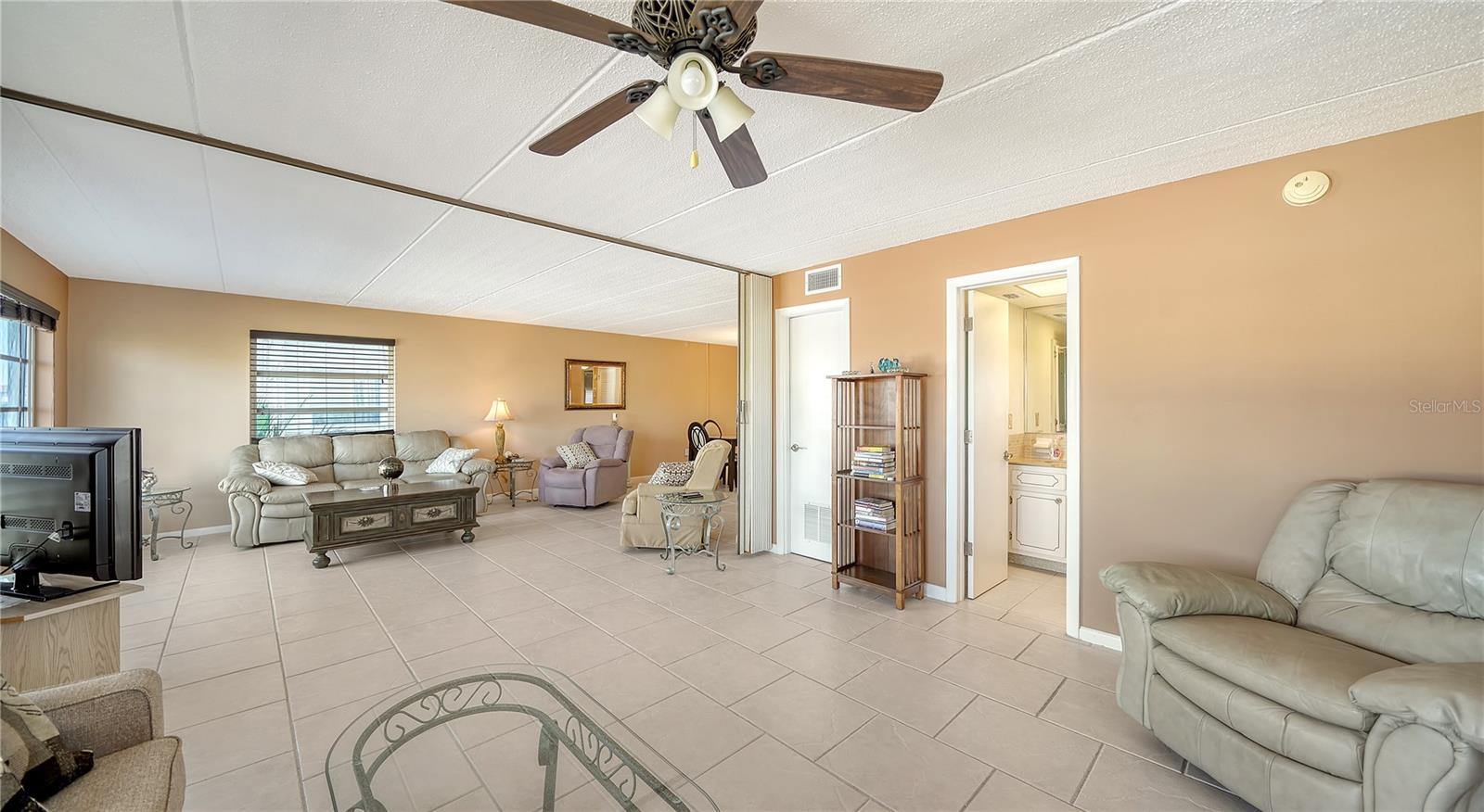 BEACH HARBOR CLUB - Residential