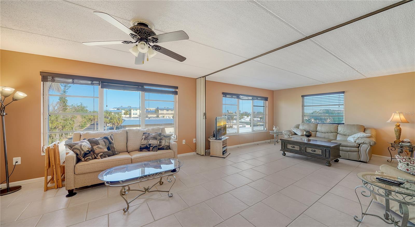 BEACH HARBOR CLUB - Residential