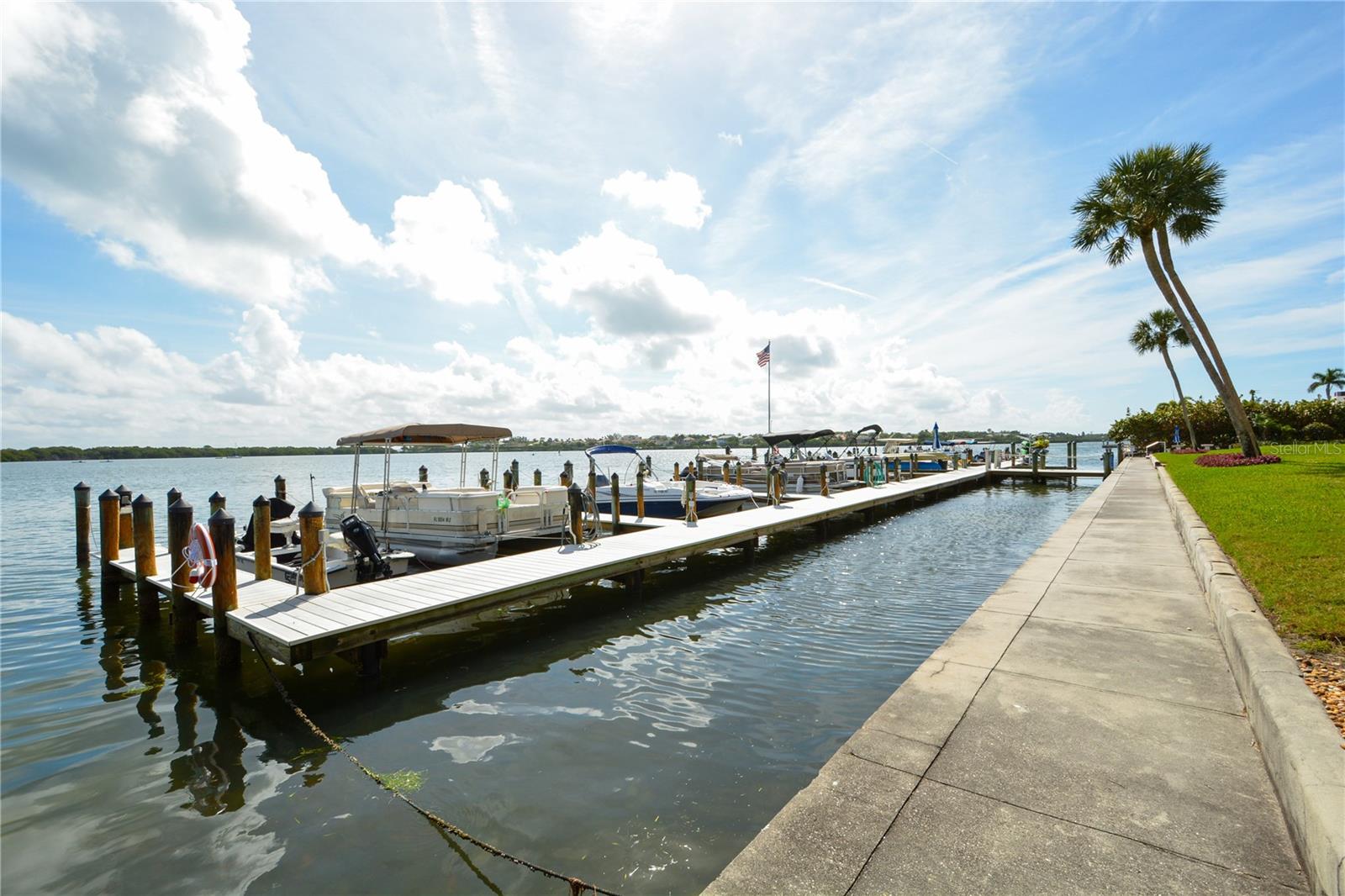 BEACH HARBOR CLUB - Residential
