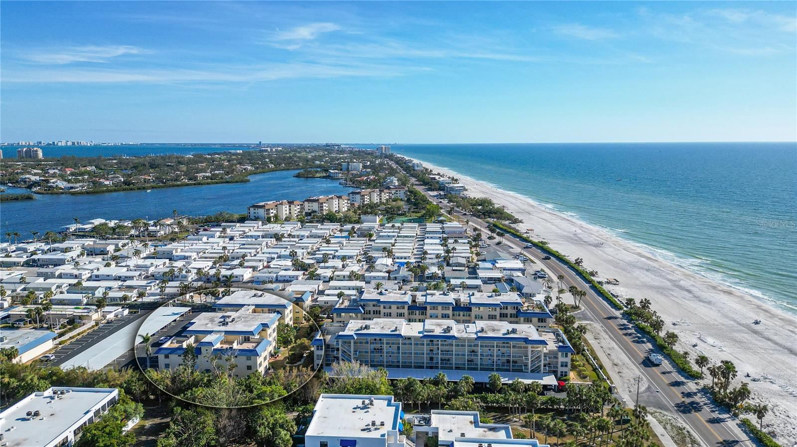 BEACH HARBOR CLUB - Residential
