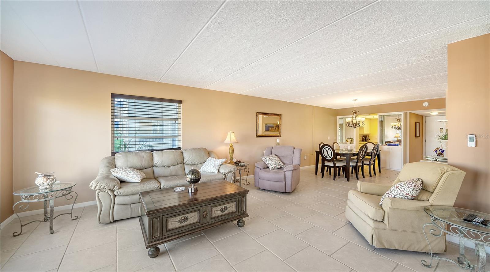 BEACH HARBOR CLUB - Residential