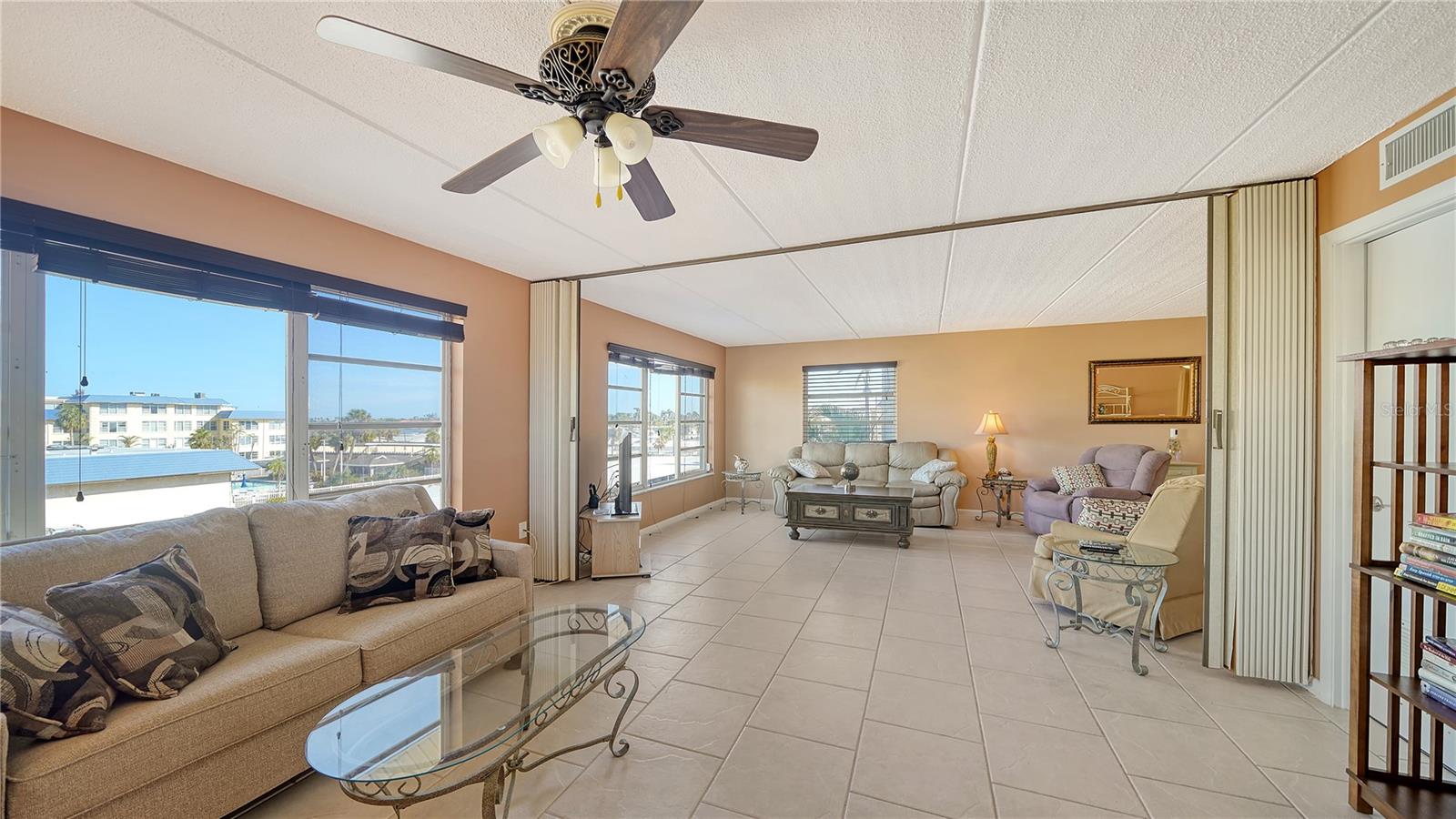 BEACH HARBOR CLUB - Residential