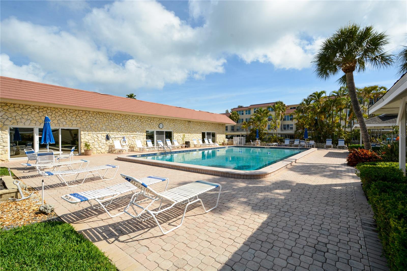 BEACH HARBOR CLUB - Residential