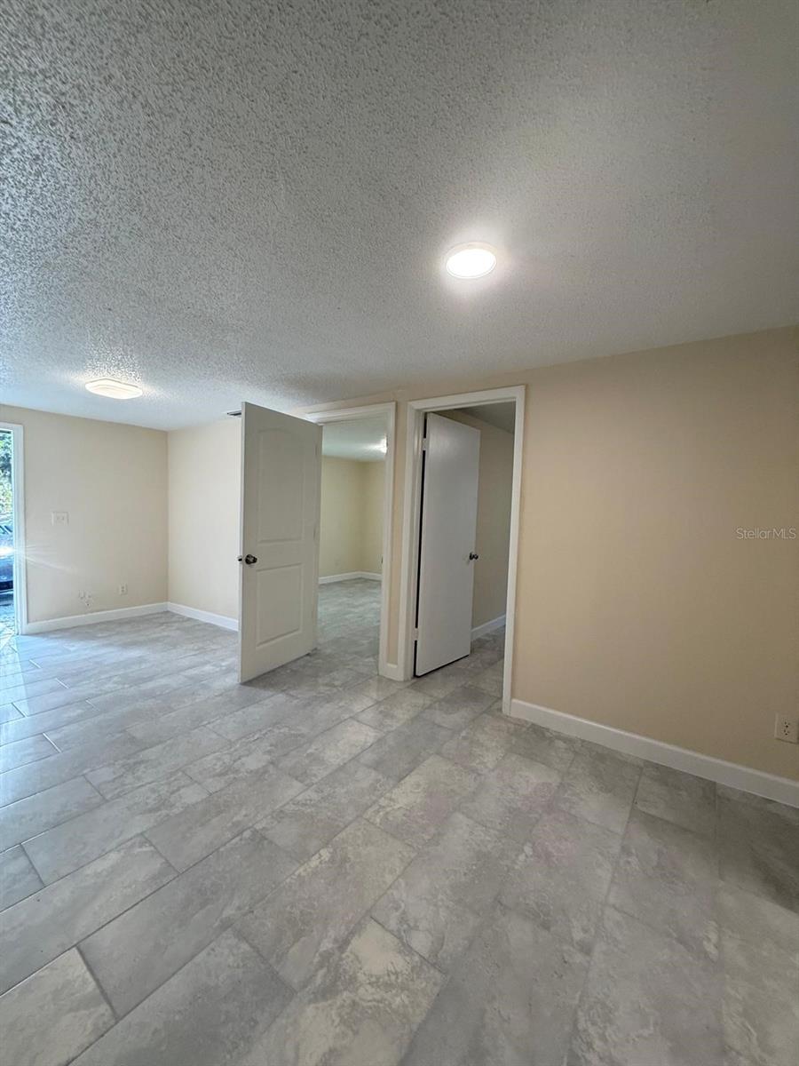 ROBS RESUB - Residential Lease