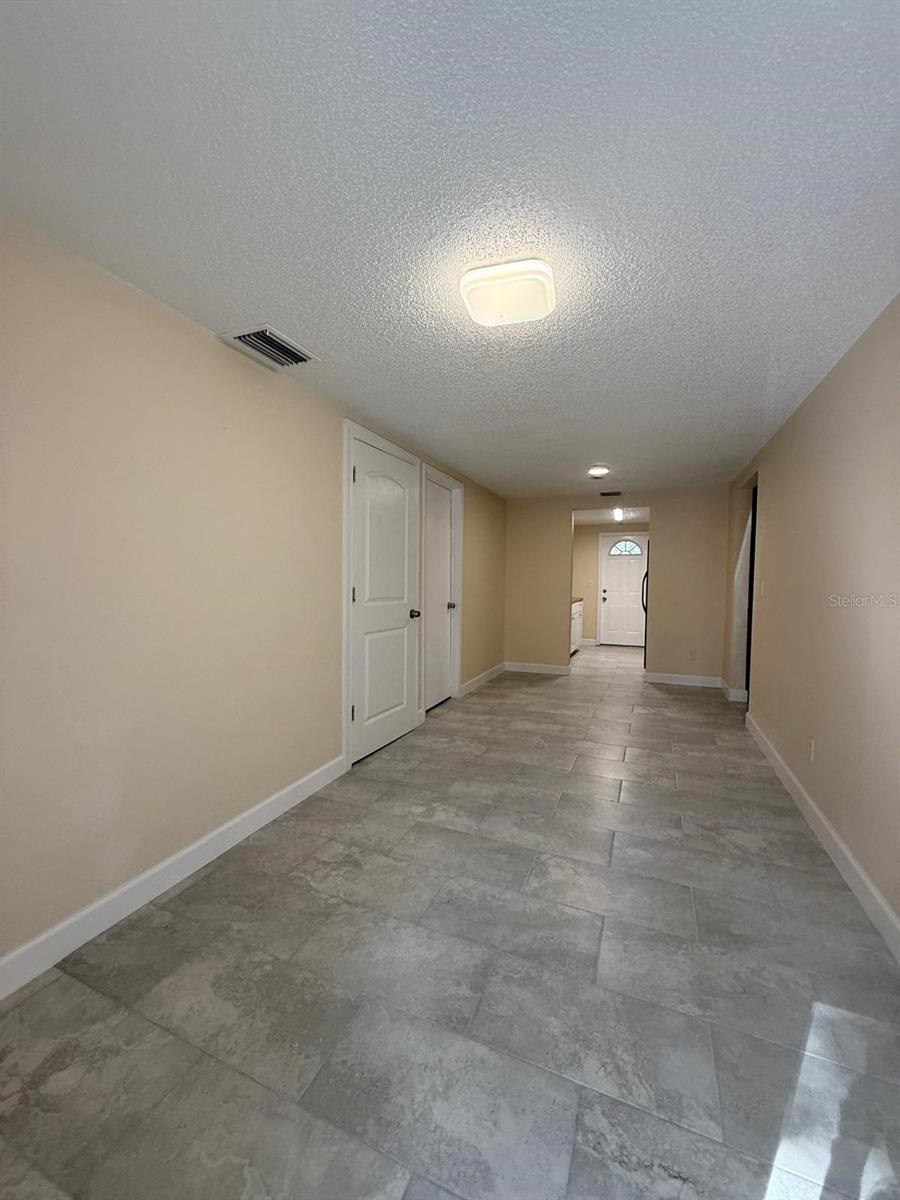 ROBS RESUB - Residential Lease