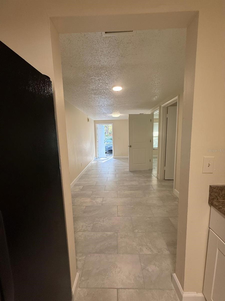 ROBS RESUB - Residential Lease