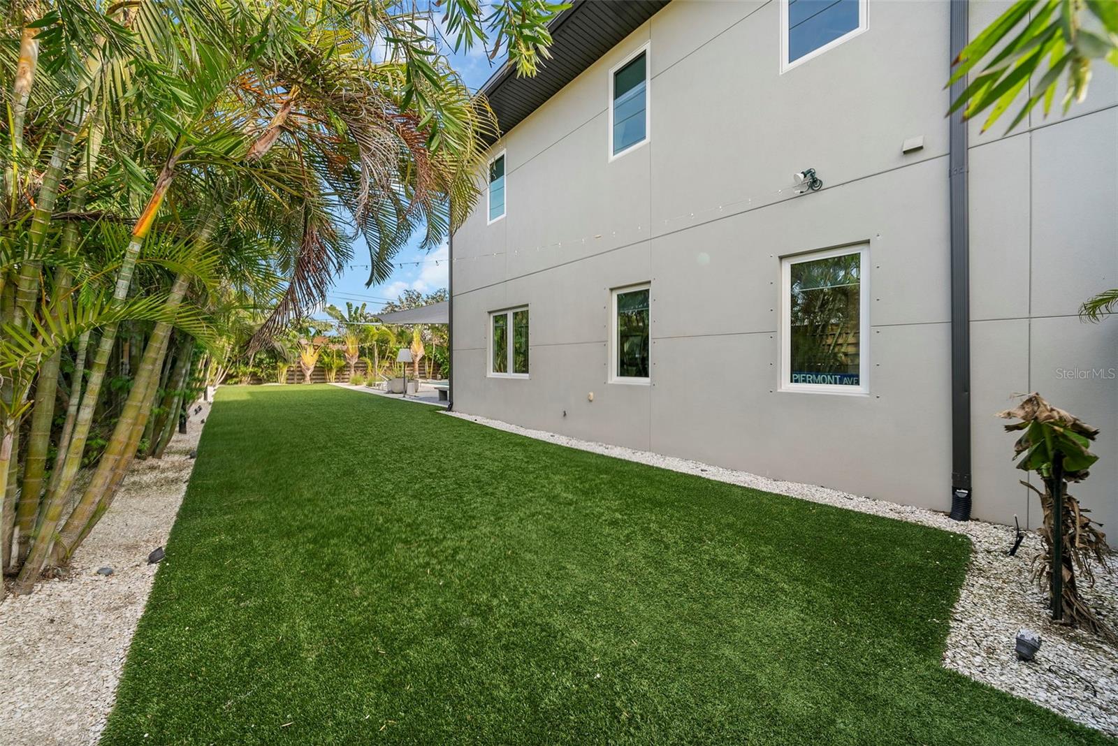 RIDGEWOOD - Residential